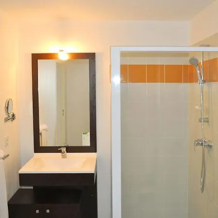Odalys Blancarde Alhambraodalys 3* マルセイユ